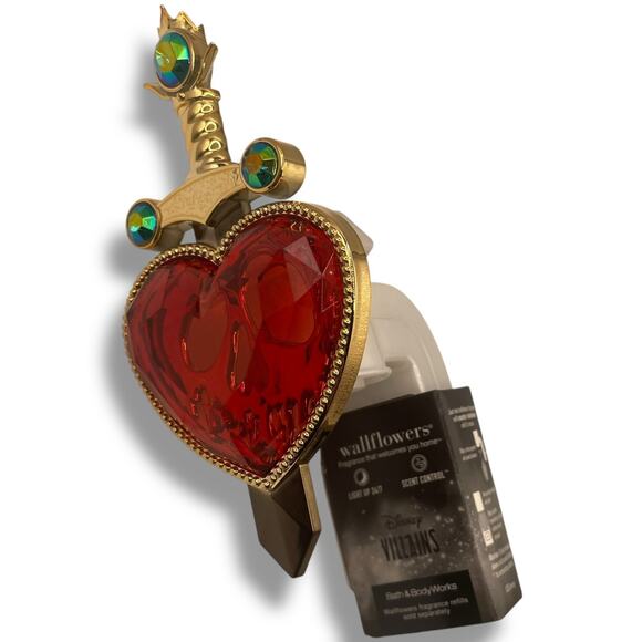 Bath & Body Works Disney Villains Evil Queen Light Up Heart Wallflower Plug In - Picture 5 of 9
